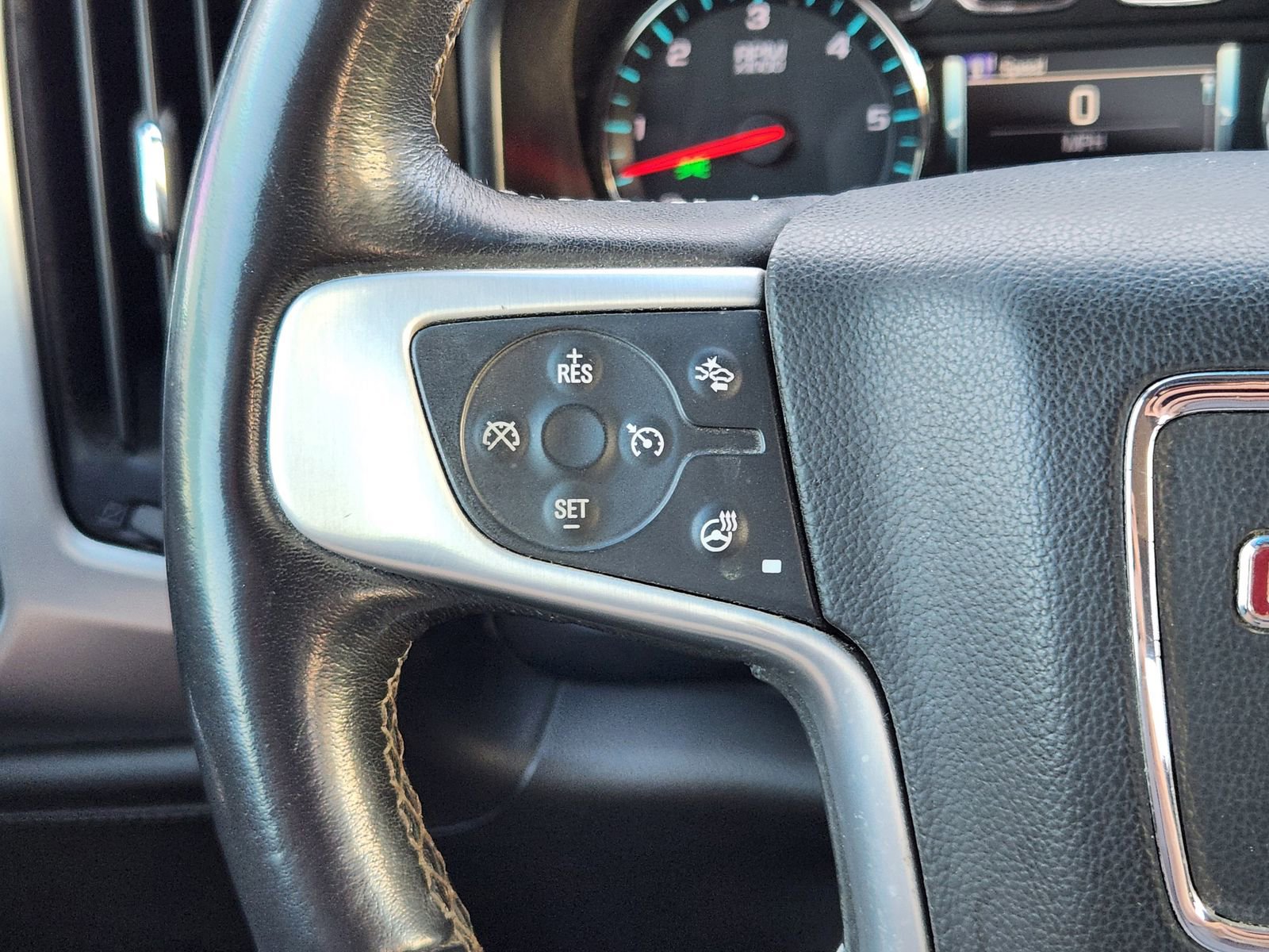 Used 2018 GMC Sierra 1500 SLT w/ Enhanced Driver Alert Package image 32