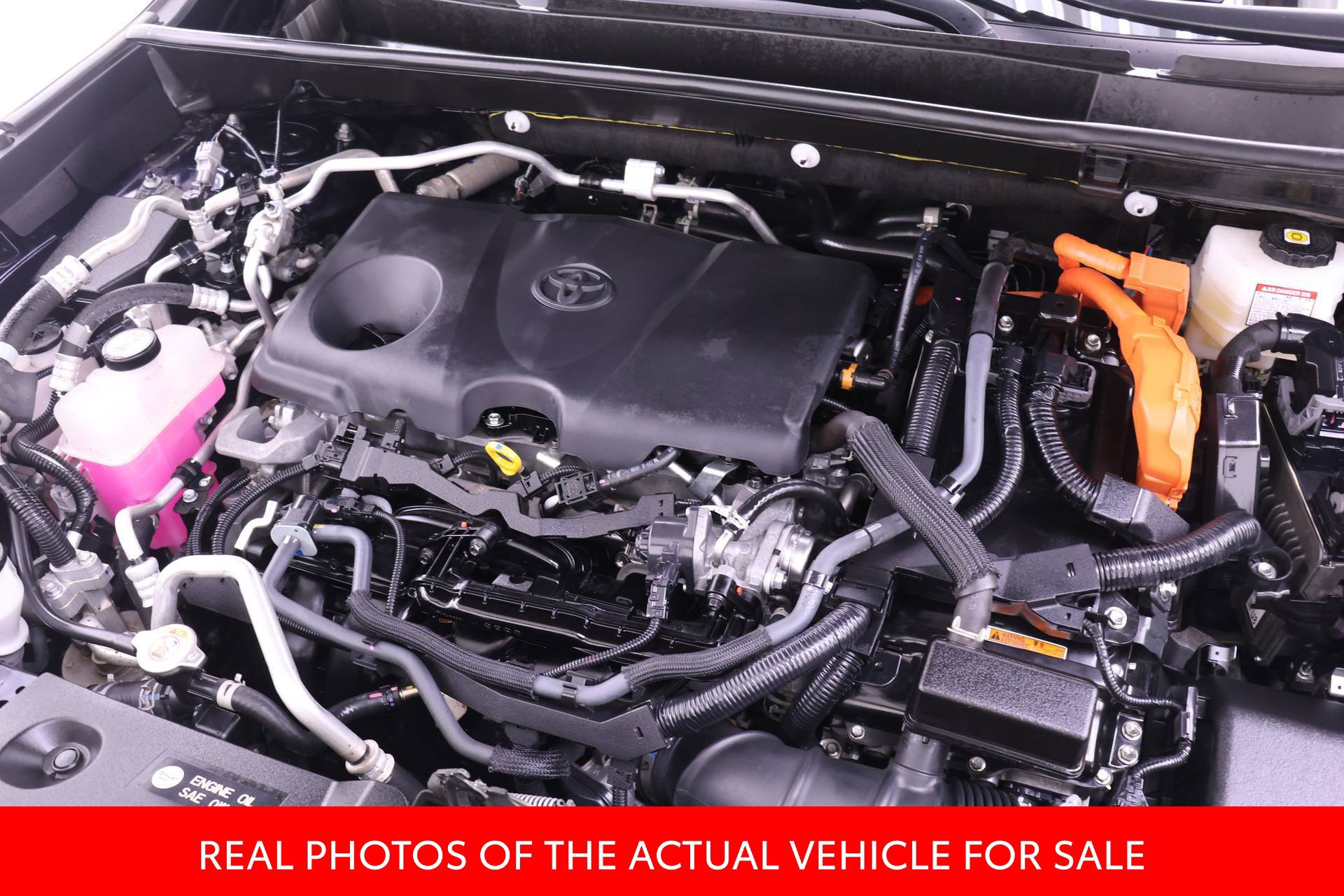 Certified 2025 Toyota RAV4 XSE w/ Weather Package AWD/4WD image 17