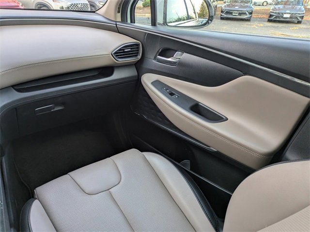 Used 2023 Hyundai Santa Fe SEL w/ Premium Package image 17