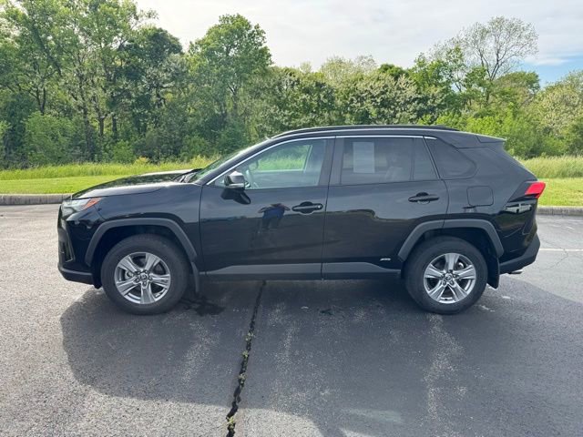 Certified 2023 Toyota RAV4 XLE w/ XLE Grade Weather Package AWD/4WD image 6