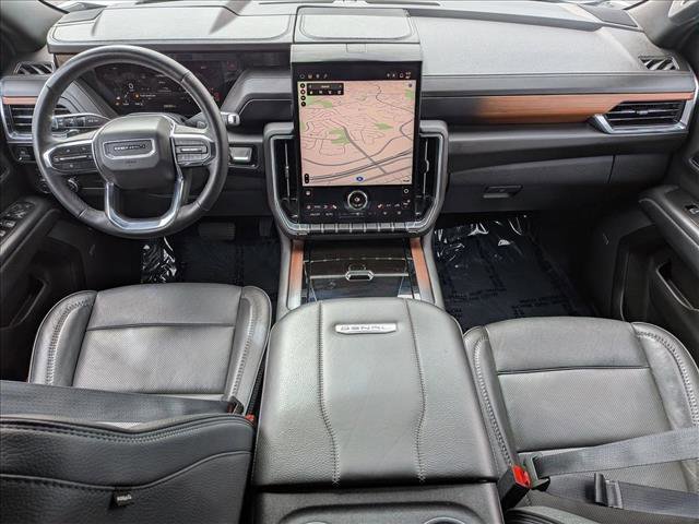 Used 2025 GMC Yukon XL Denali image 19