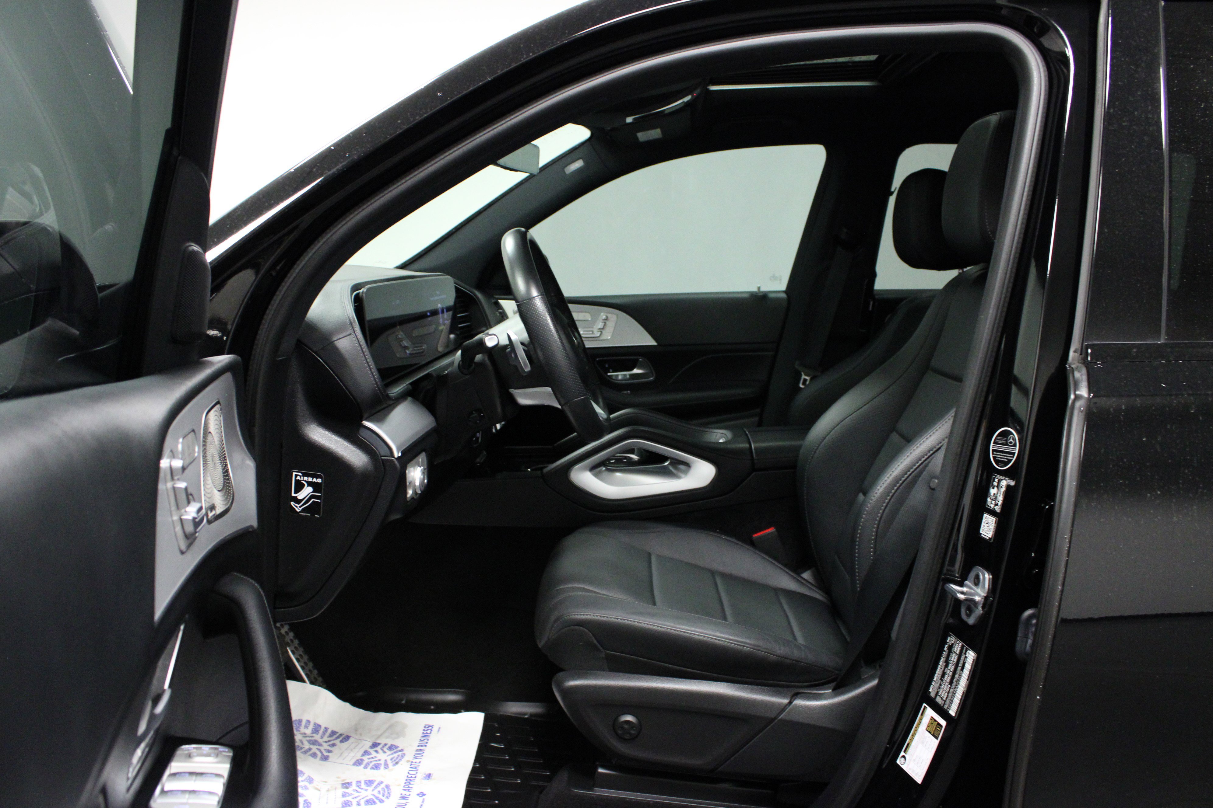 Used 2022 Mercedes-Benz GLS 450 4MATIC image 12