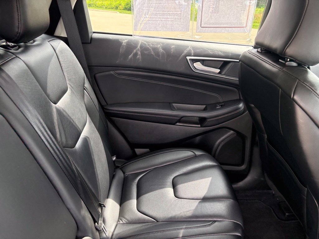 Used 2022 Ford Edge Titanium AWD/4WD image 40