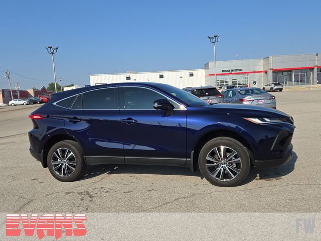 Certified 2023 Toyota Venza LE image 2