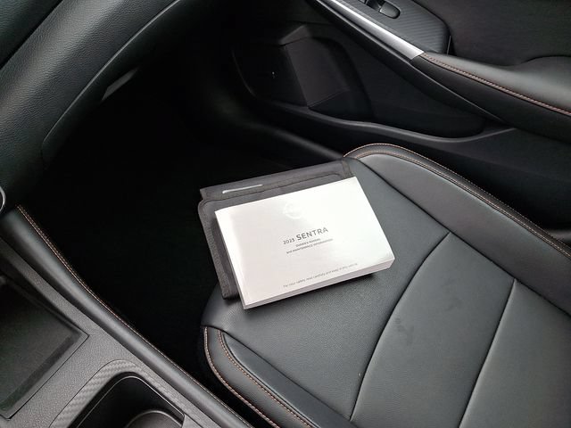 Used 2023 Nissan Sentra SR w/ SR Premium Package FWD image 26