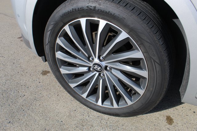 Used 2023 Hyundai Palisade Calligraphy image 3