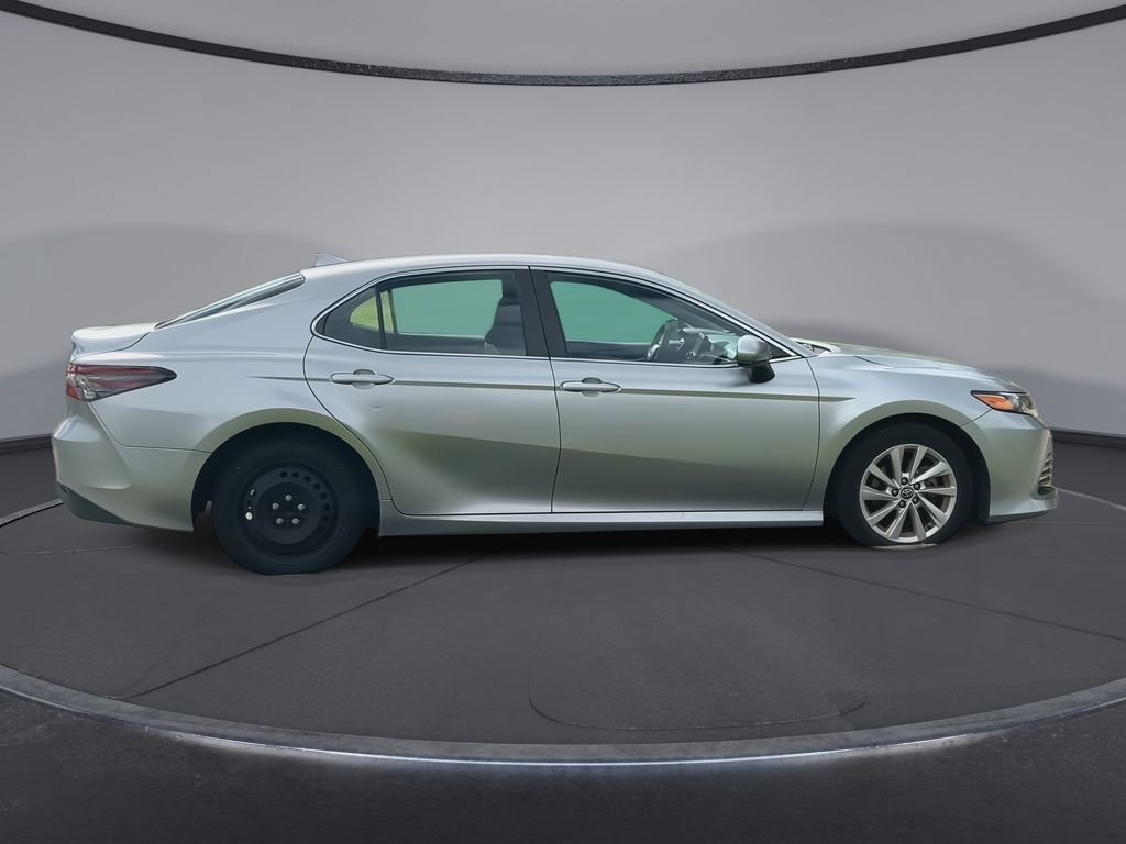 Used 2024 Toyota Camry LE FWD image 9