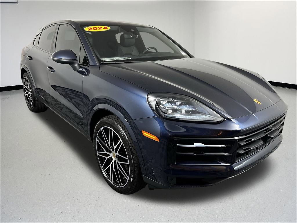 Used 2024 Porsche Cayenne Coupe image 3