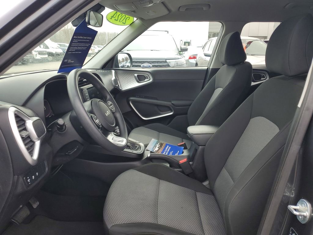 Used 2024 Kia Soul LX w/ Option Group 015 image 8