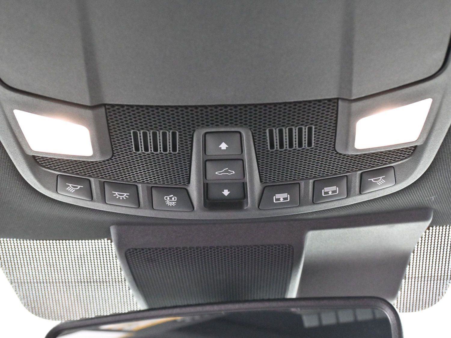 Used 2020 Ford F250 Platinum w/ FX4 Off-Road Package image 32