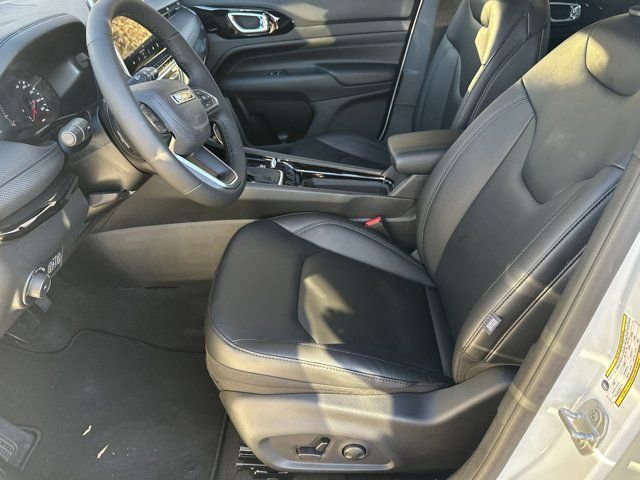 New 2026 Jeep Compass Limited image 7