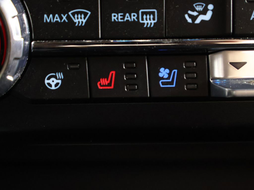 Used 2024 Ford F250 Platinum AWD/4WD image 48