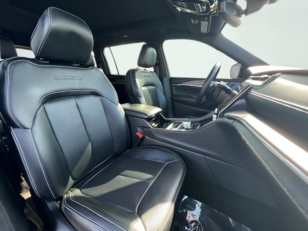 Used 2022 Jeep Grand Cherokee L Overland image 34