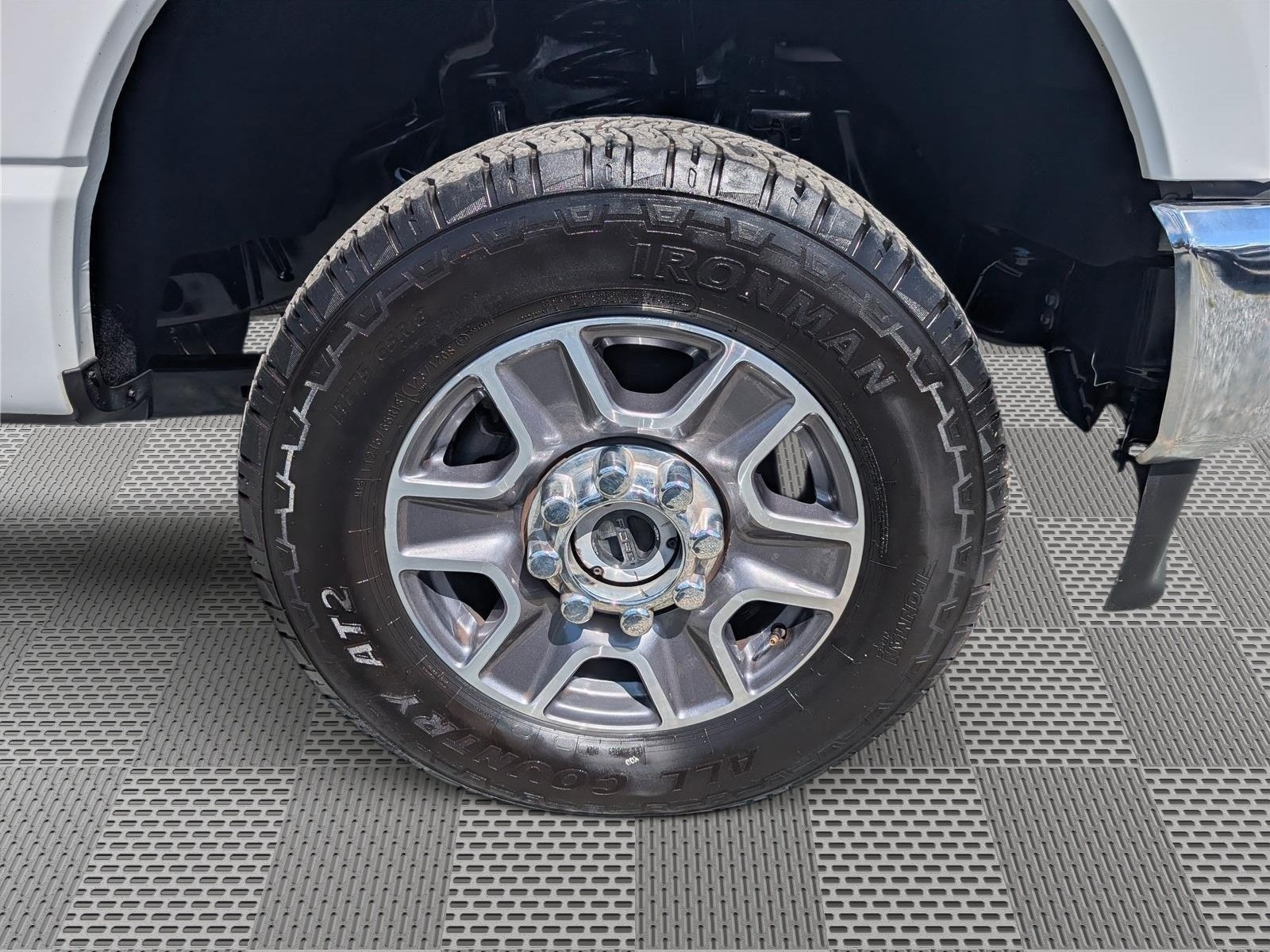 Used 2025 Ford F350 XLT AWD/4WD image 9