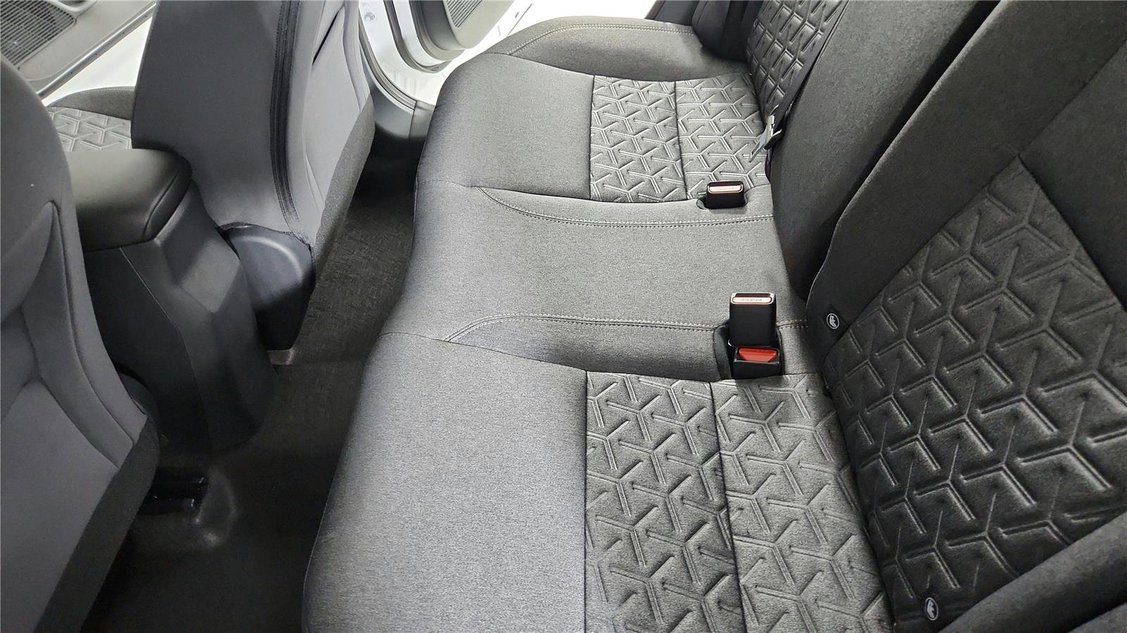 Used 2025 Nissan Kicks SV image 30