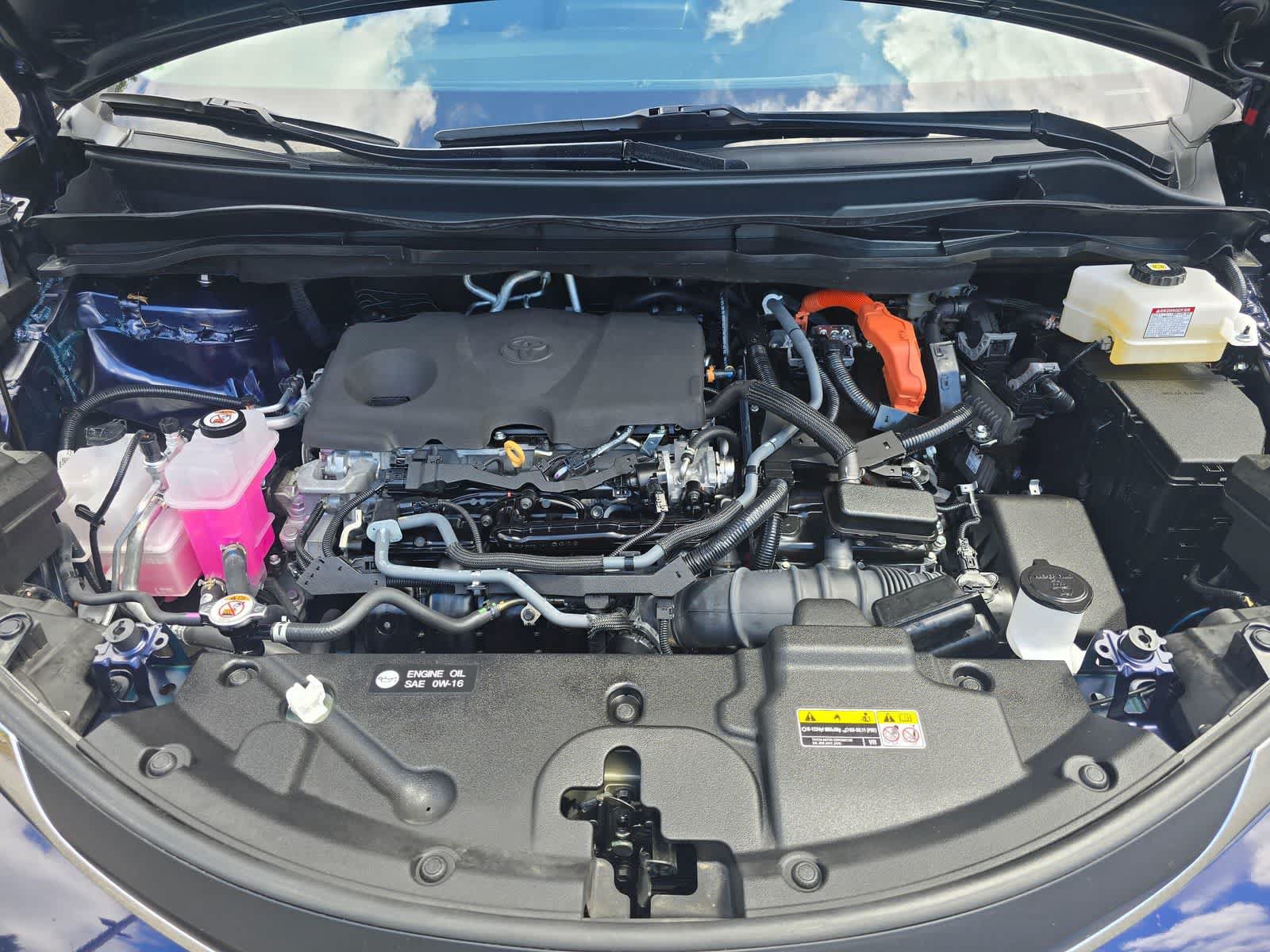 Used 2023 Toyota Sienna XLE AWD/4WD image 9