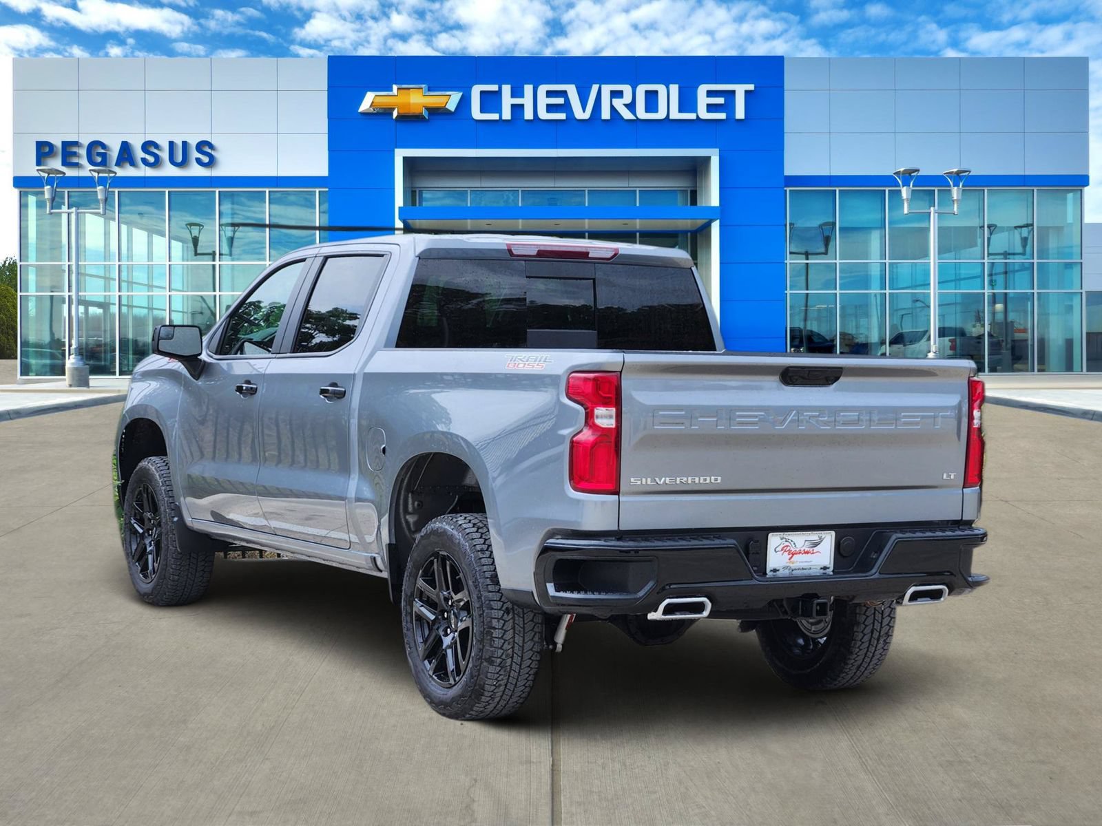 New 2026 Chevrolet Silverado 1500 LT Trail Boss w/ Convenience Package II AWD/4WD image 4