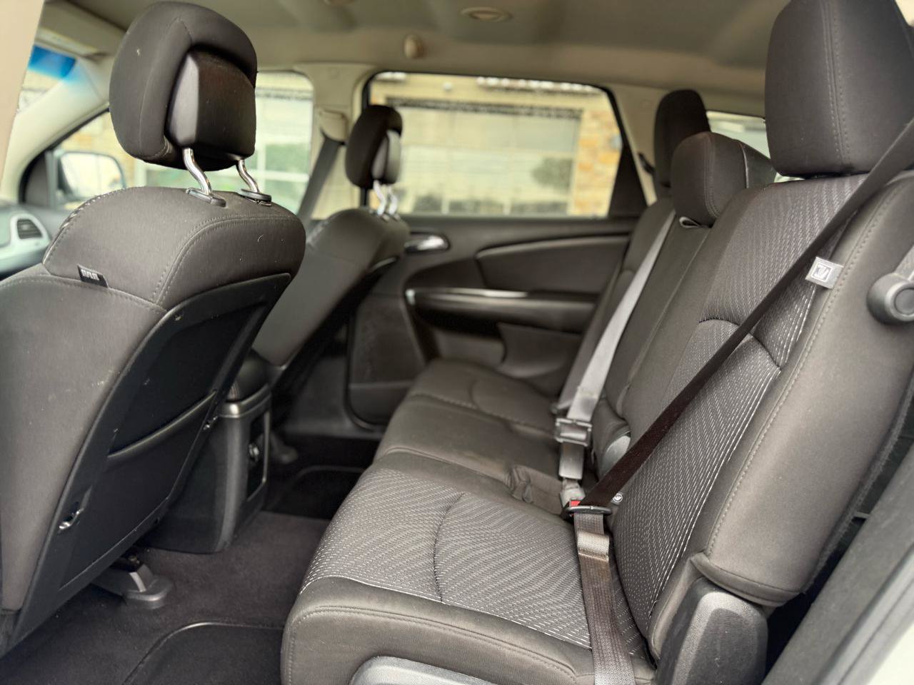 Used 2015 Dodge Journey SXT w/ Flexible Seating Group FWD image 14