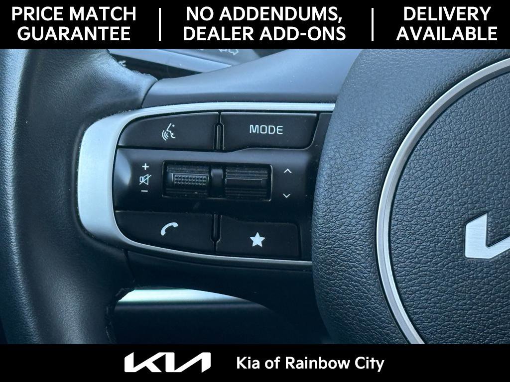 Used 2025 Kia Sportage EX FWD image 20