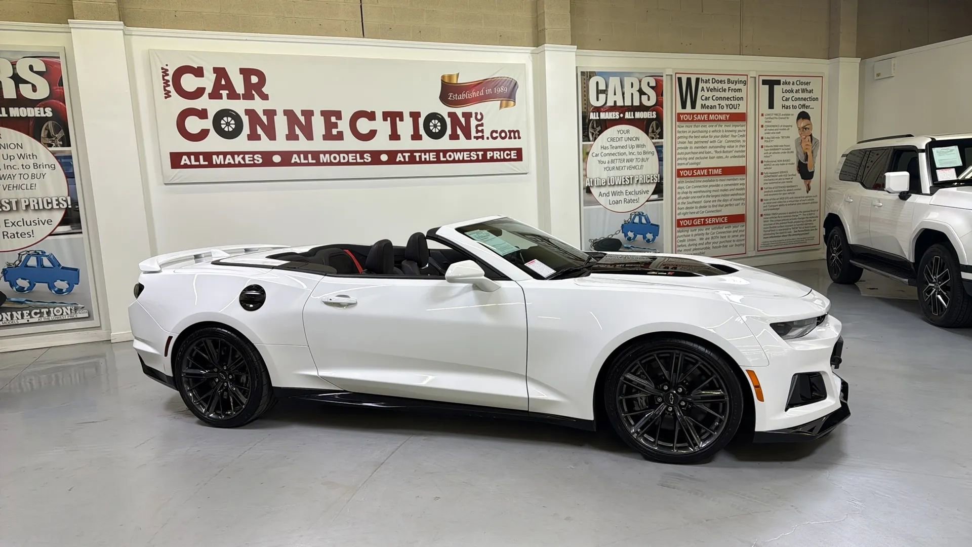 Used 2022 Chevrolet Camaro ZL1 image 3