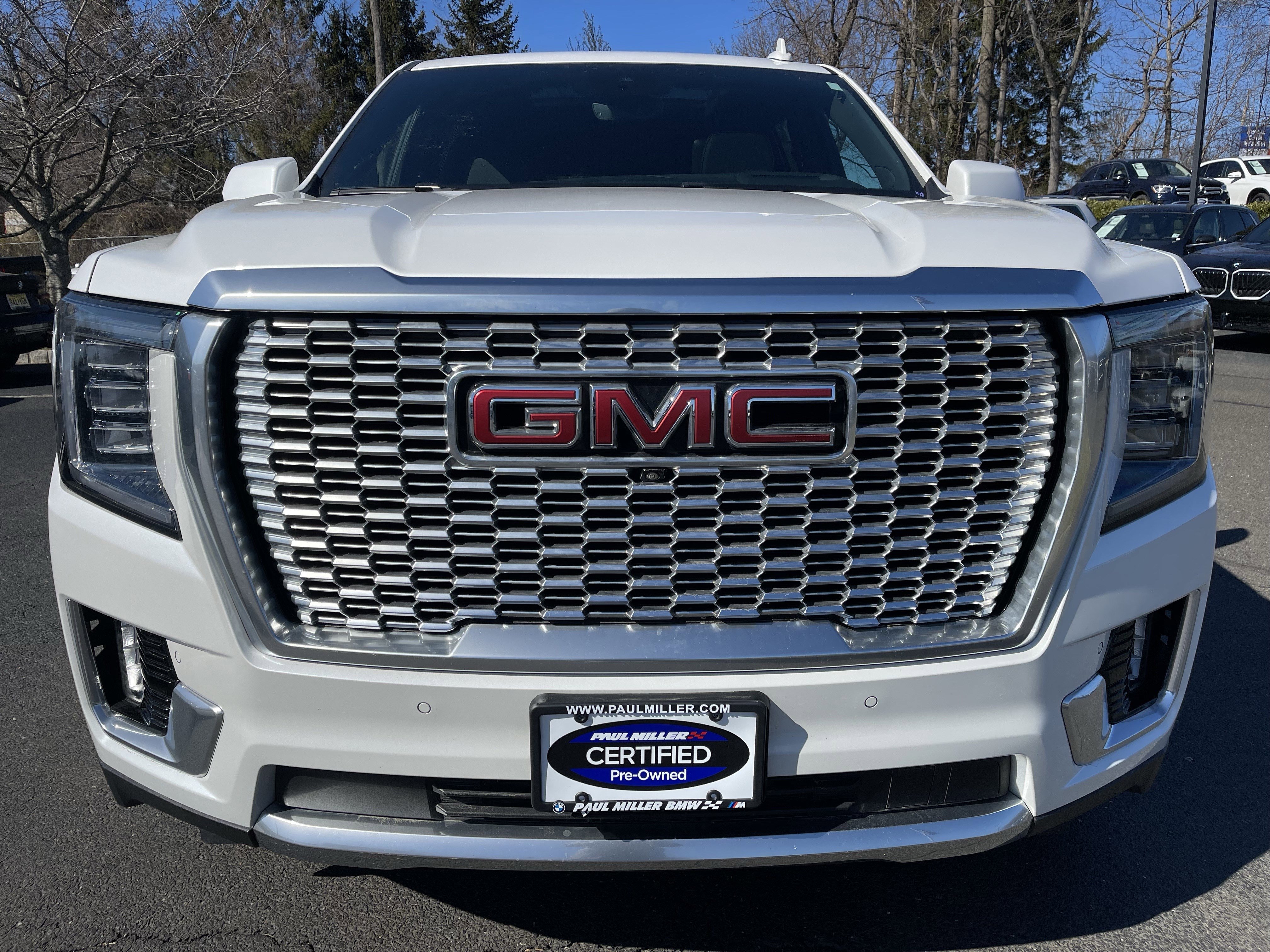 Used 2023 GMC Yukon XL Denali w/ Denali Reserve Package image 2