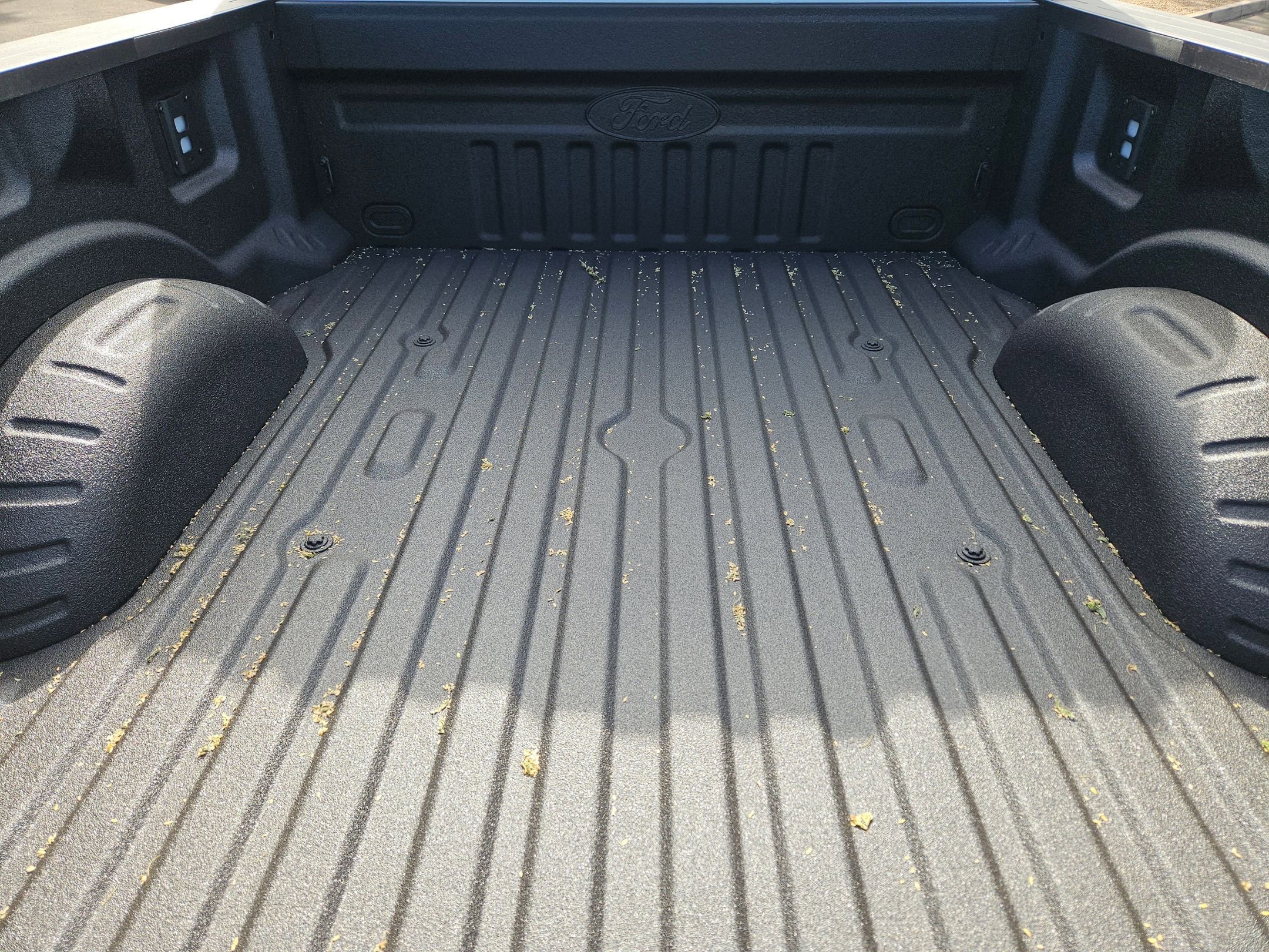 New 2026 Ford F250 Lariat w/ Black Appearance Package image 4