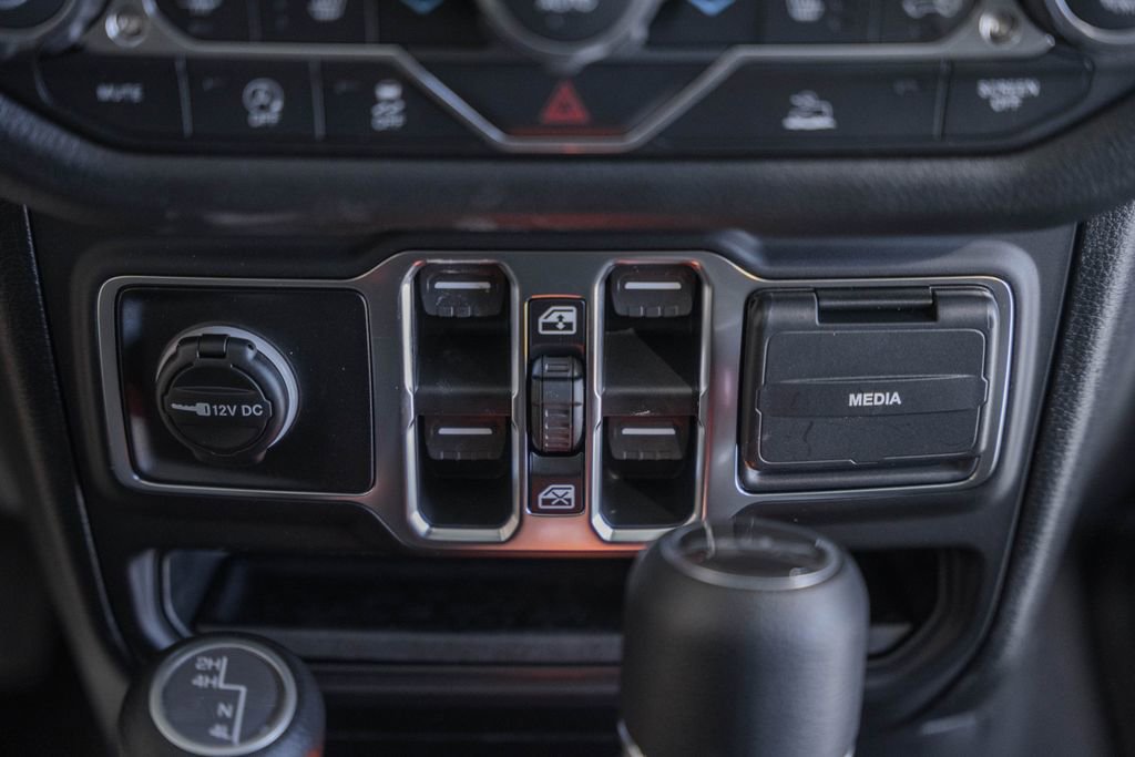 New 2026 Jeep Gladiator Sport image 24