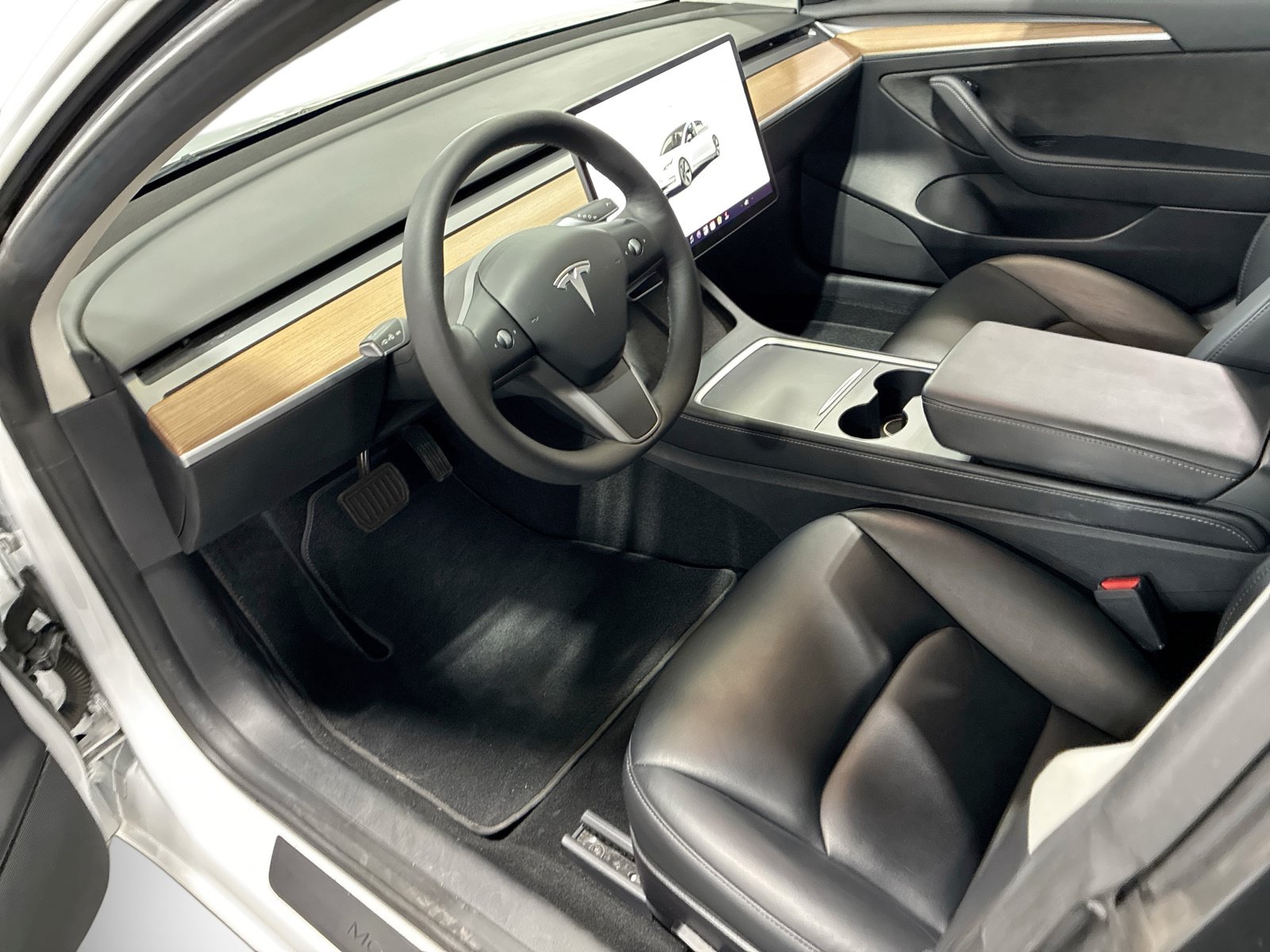 Certified 2022 Tesla Model 3 Long Range AWD/4WD image 9