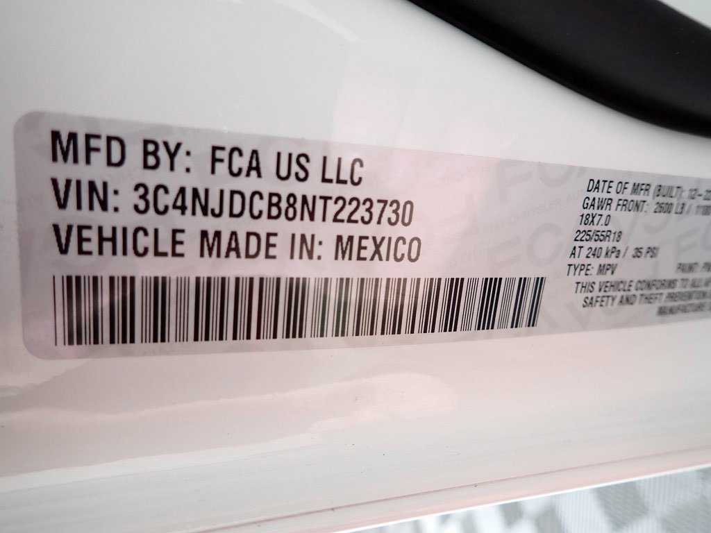 Used 2022 Jeep Compass Limited image 38