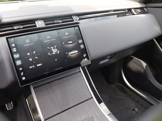 Used 2026 Land Rover Range Rover Velar Dynamic SE AWD/4WD image 11