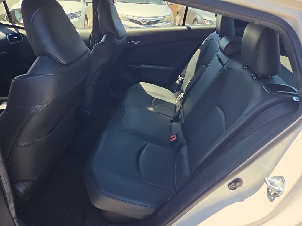 Certified 2016 Toyota Prius Three Touring FWD image 12