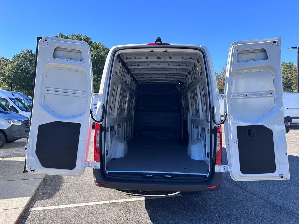 New 2026 Mercedes-Benz Sprinter 2500 image 24