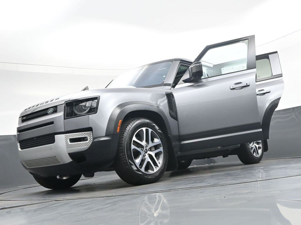 Used 2020 Land Rover Defender 110 SE AWD/4WD image 47