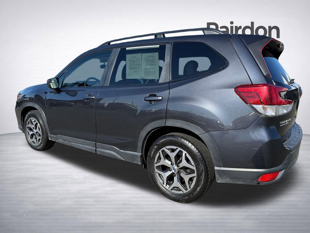 Used 2019 Subaru Forester Premium w/ All-Weather Package image 5