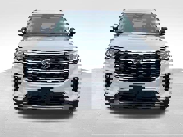 Used 2026 Ford Explorer Active w/ Active Comfort Package image 7