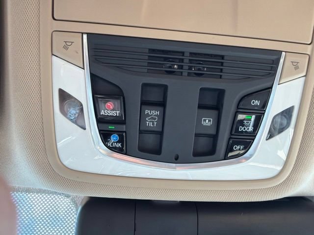 Used 2020 Acura RDX w/ Advance Package FWD image 40