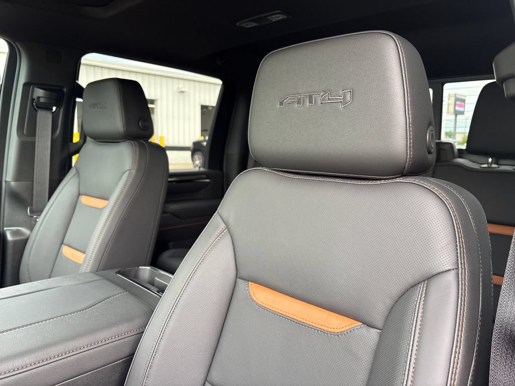 New 2026 GMC Sierra 2500 AT4 w/ AT4 Premium Plus Package AWD/4WD image 16