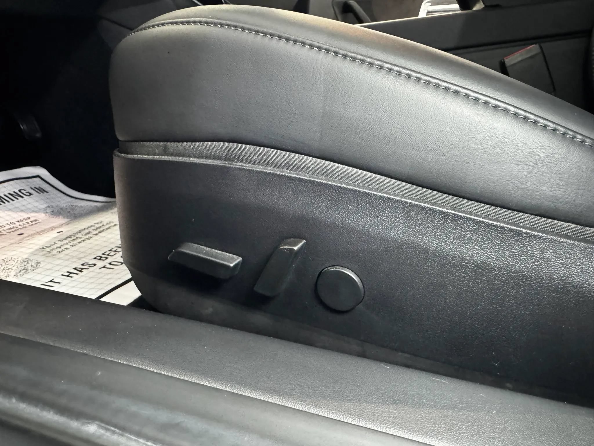 Used 2018 Tesla Model 3 Long Range RWD image 11