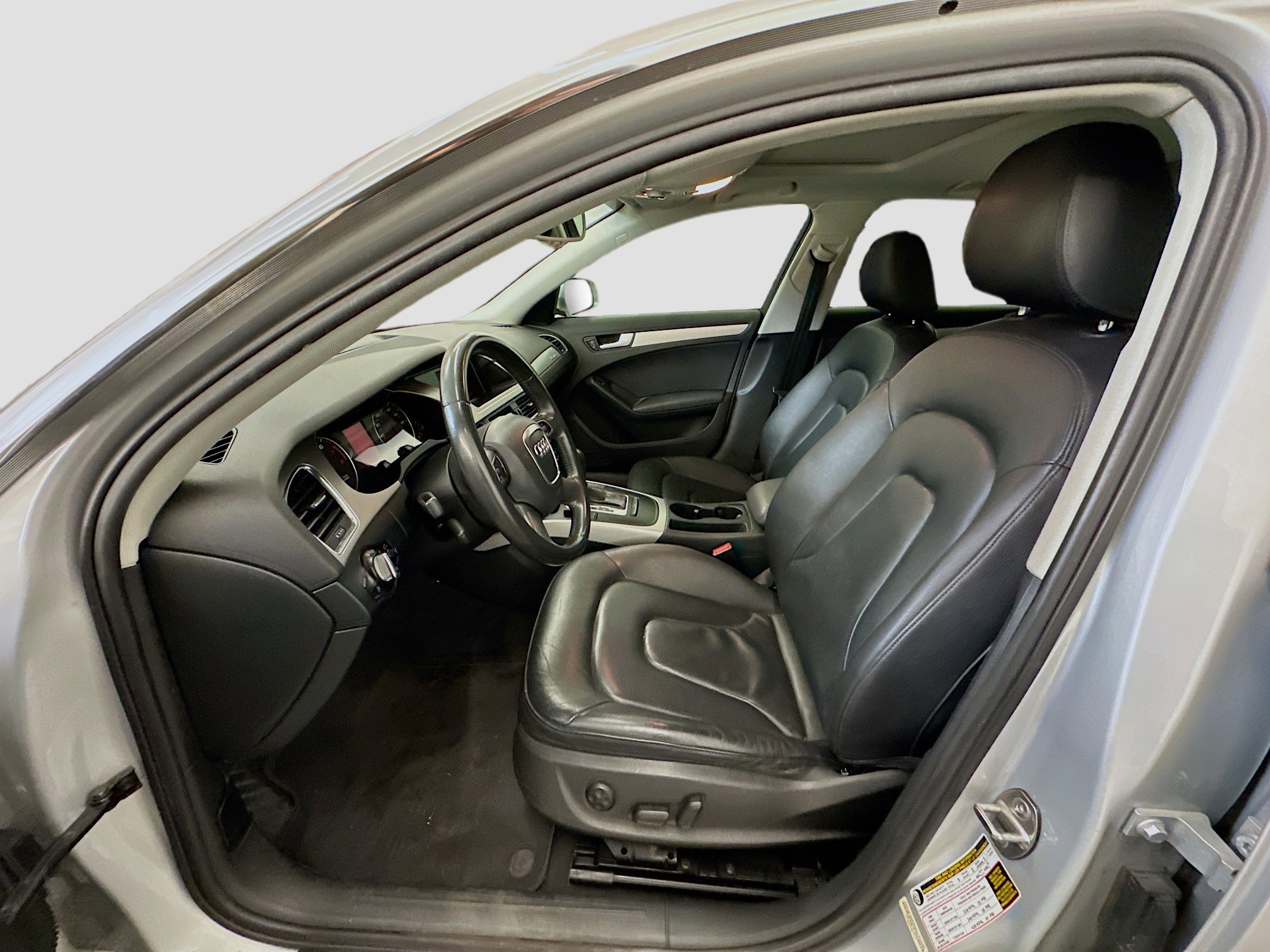 Used 2011 Audi A4 2.0T Premium Plus image 13