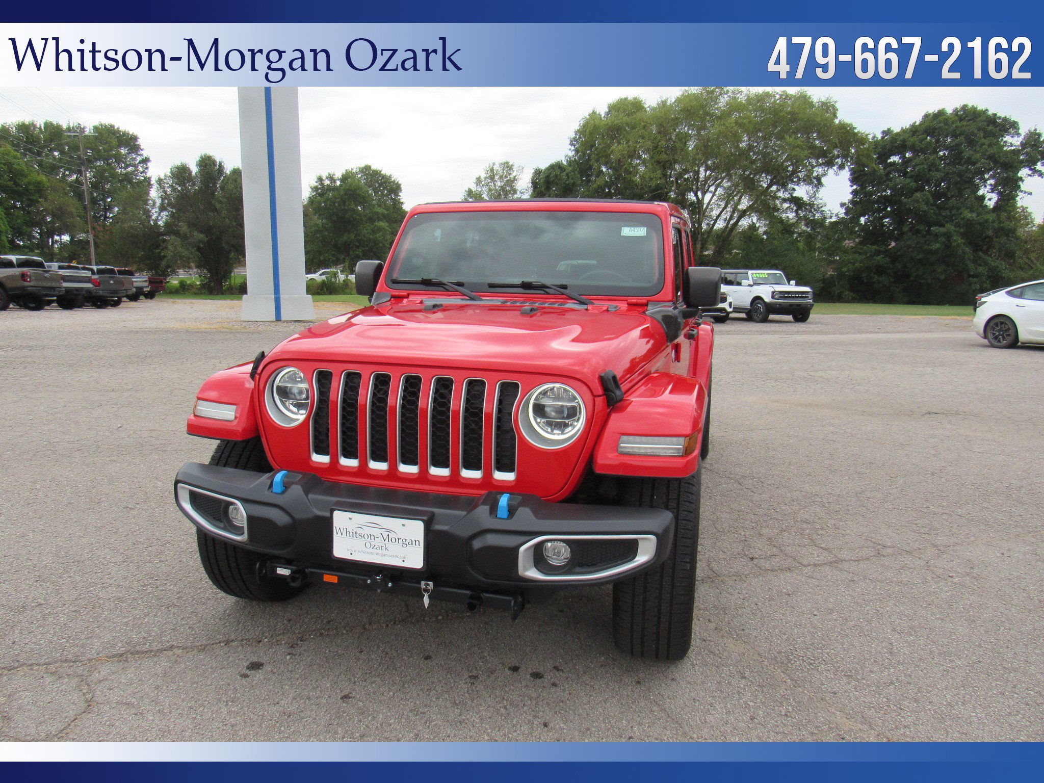 Used 2022 Jeep Wrangler Unlimited Sahara w/ Cold Weather Group AWD/4WD image 3