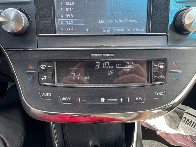 Used 2015 Toyota Avalon XLE Premium FWD image 22