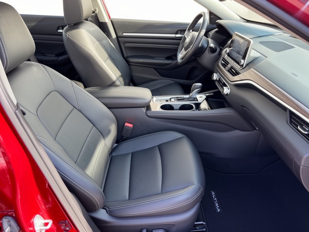 Used 2020 Nissan Altima 2.5 SL FWD image 34