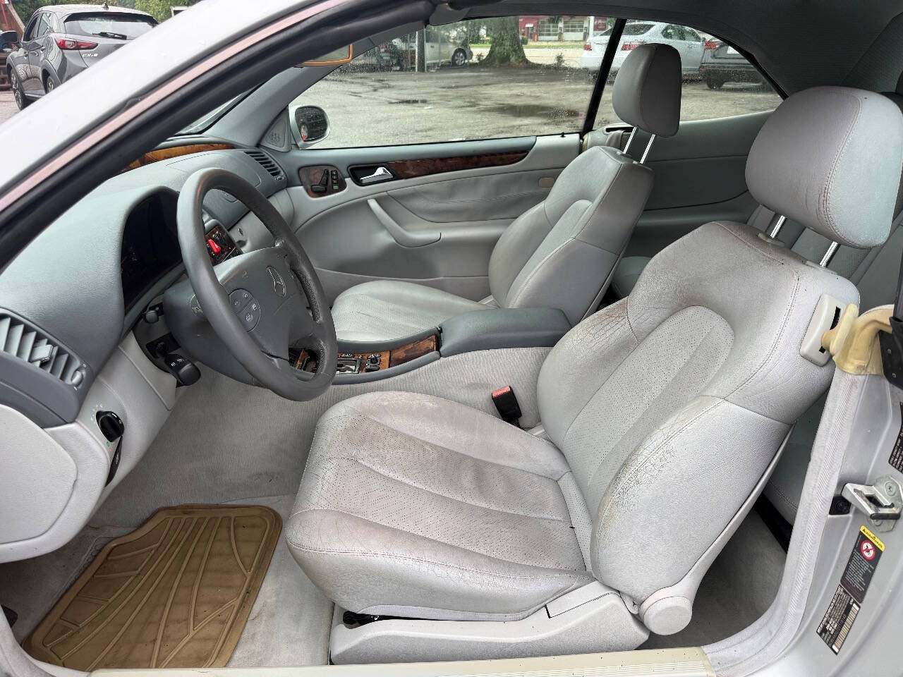 Used 2002 Mercedes-Benz CLK 320 Cabriolet image 11