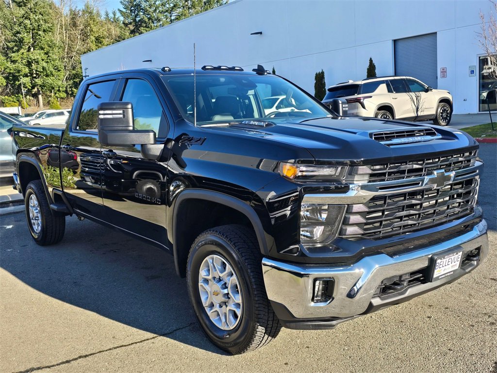 New 2026 Chevrolet Silverado 2500 LT image 7