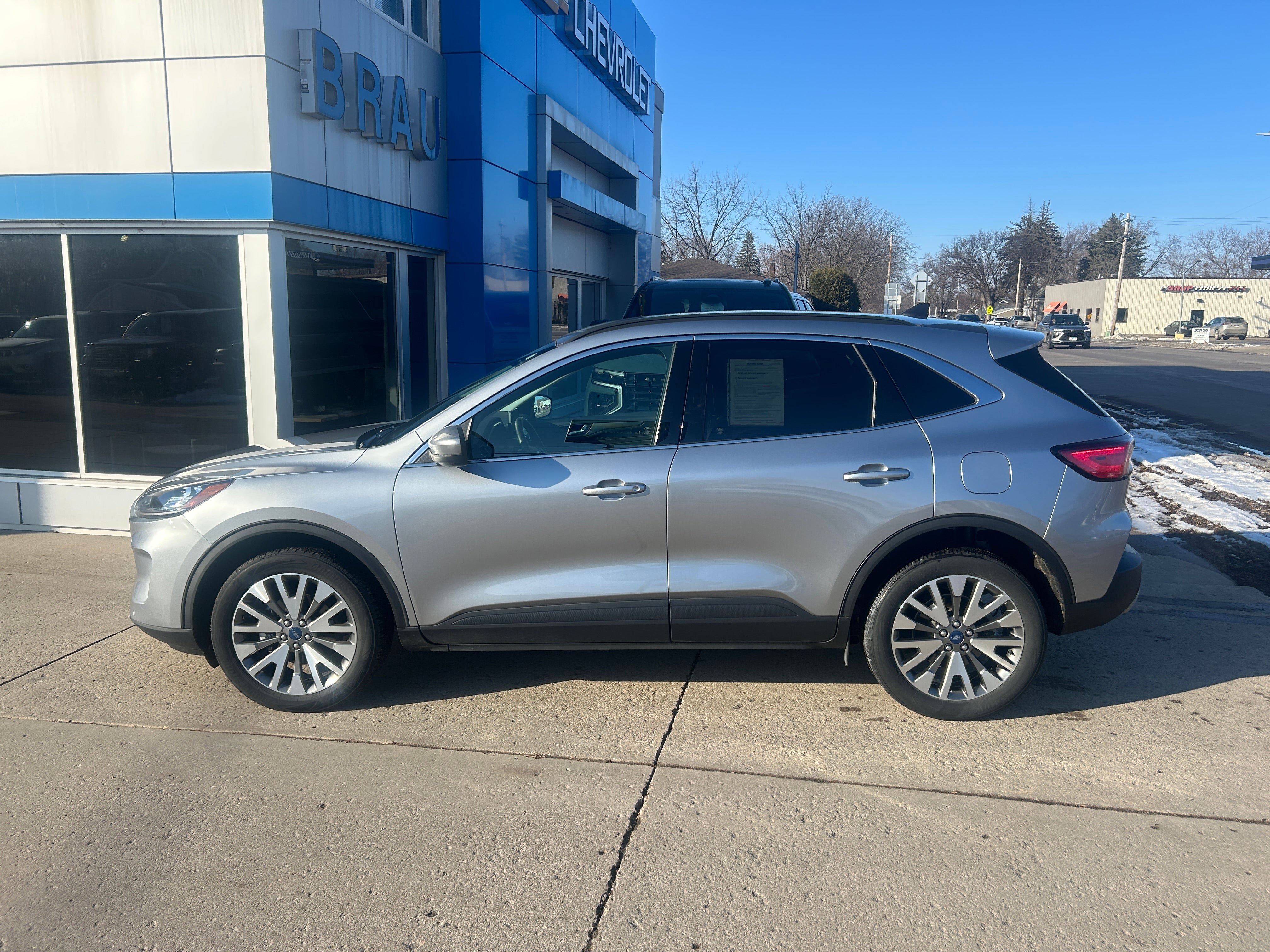 Used 2022 Ford Escape Titanium w/ Class II Trailer Tow Package