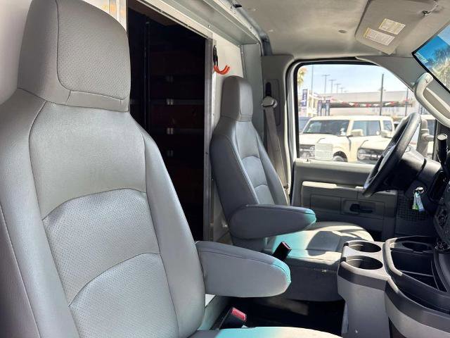 Certified 2021 Ford E-450 and Econoline 450 Super Duty w/ Power Windows & Locks Group image 18