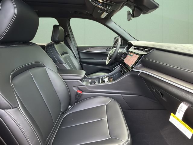 New 2026 Jeep Grand Cherokee L Limited w/ Limited Altitude Package image 41