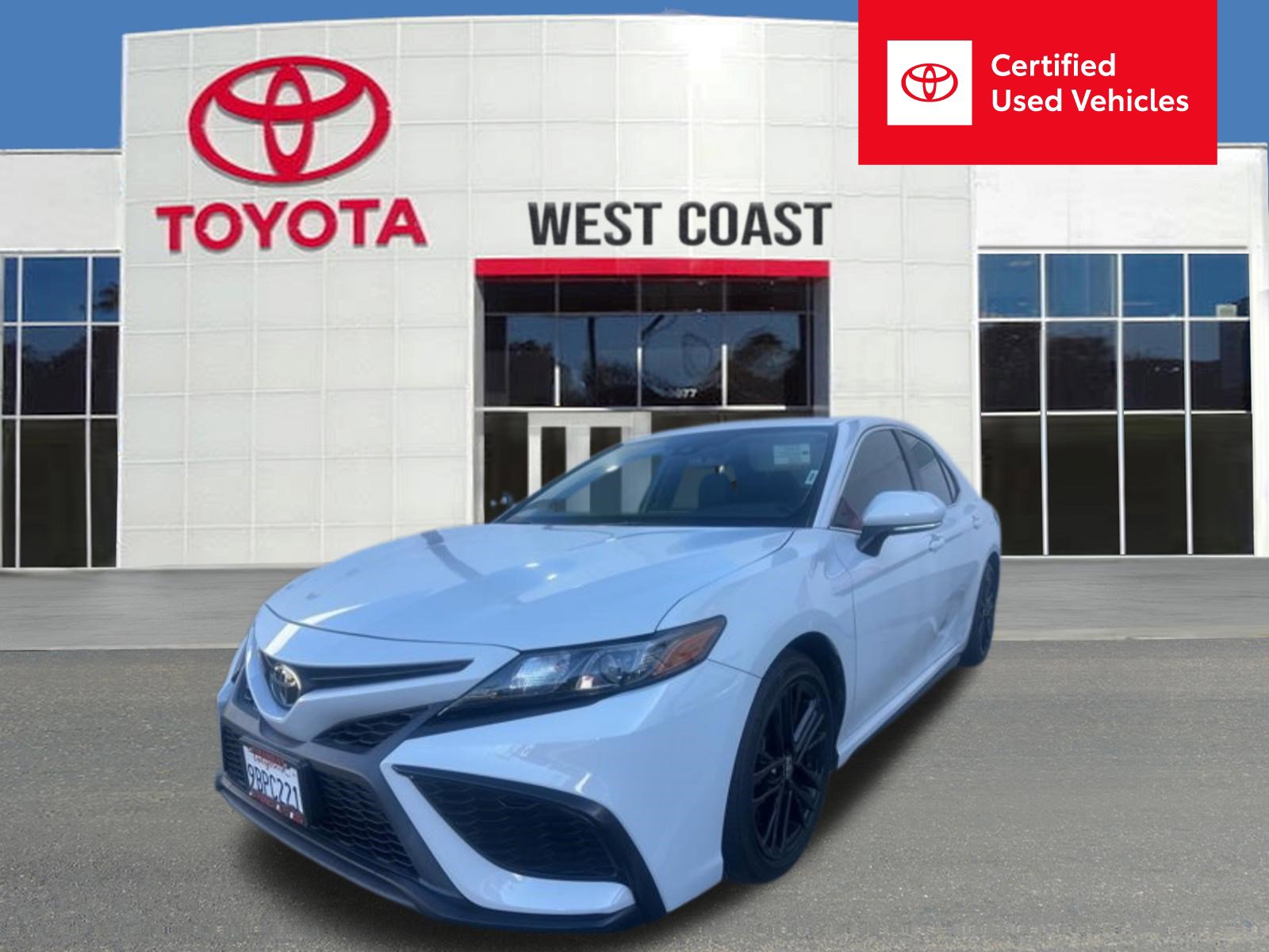 Used 2022 Toyota Camry SE