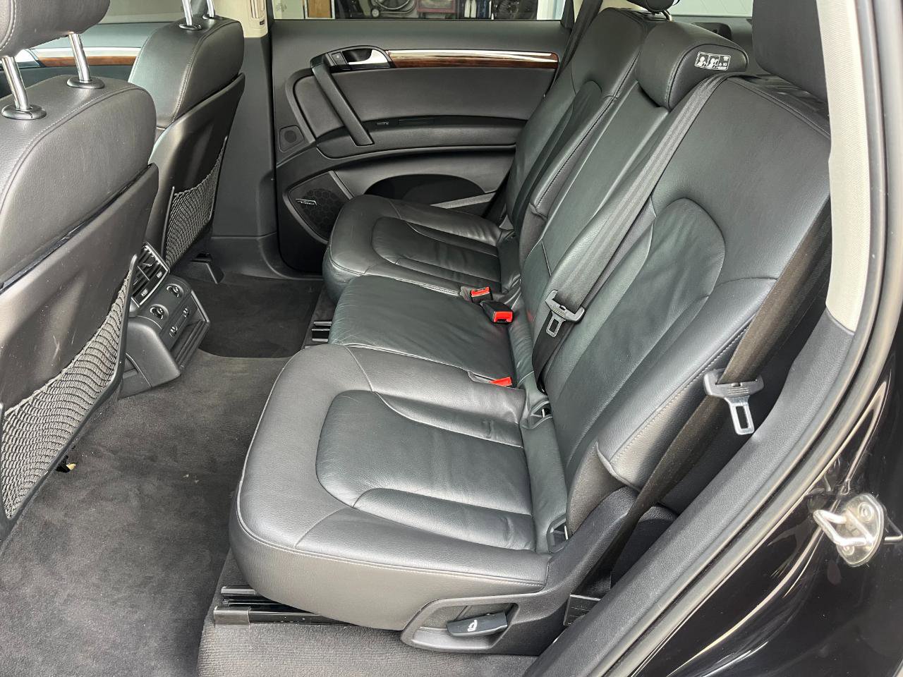 Used 2015 Audi Q7 TDI Premium Plus w/ Premium Plus Package AWD/4WD image 14