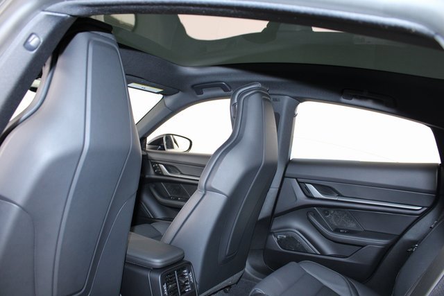 New 2025 Porsche Taycan image 19